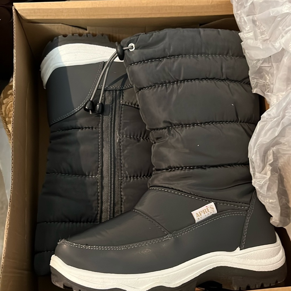 LAMO APRES Estelle womens zip up winter boots shoe size 7 M dark gray